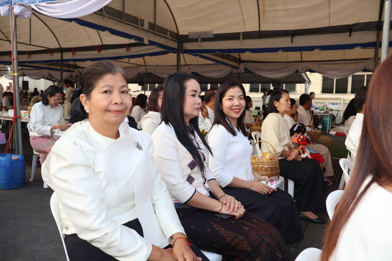 title - ส.ป.ก.ยโสธร ร่วมพิธีทำบุญตักบาตร  ณ ศาลากลางจังหวัดยโสธร เนื่องในโอกาสวันขึ้นปีใหม่ 2569 และกิจกรรมโครงการผู้ว่าฯ พาเติมบุญ หนุนนำวิถีพุทธ